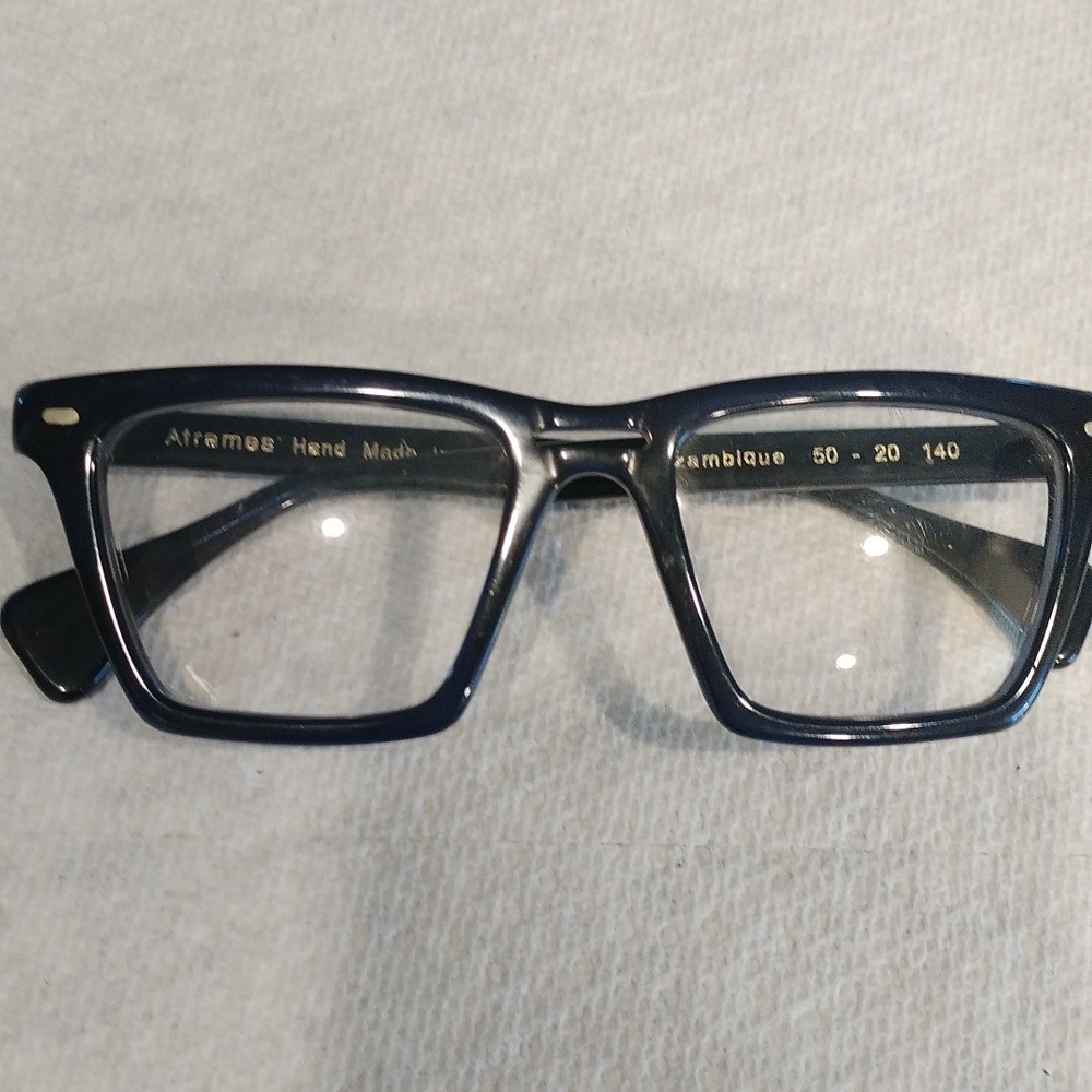 Aframes Glasses Made In Istanbul 50 20 140 Mozambique Edition